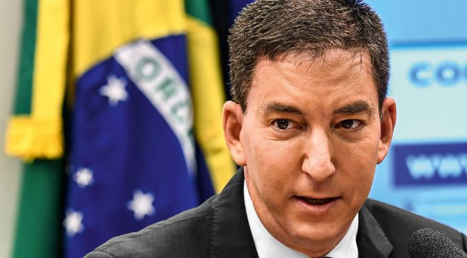 Glenn Greenwald, a transexualidade não é a nova cura gay: alegações extraordinárias exigem evidências extraordinárias